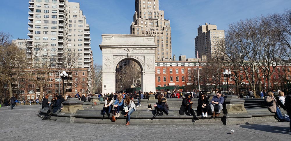 Where is the Crummy&nbsp;Hotel?